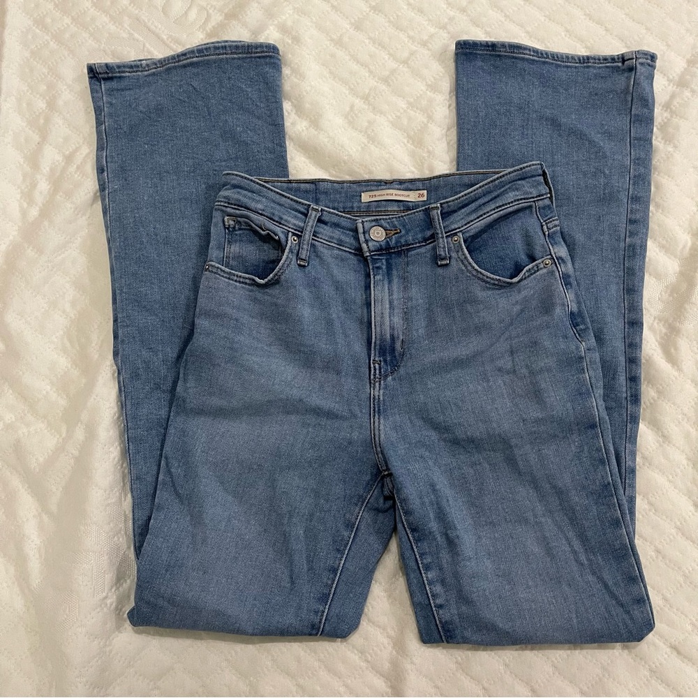 Levi high waisted boot cut light blue jeans